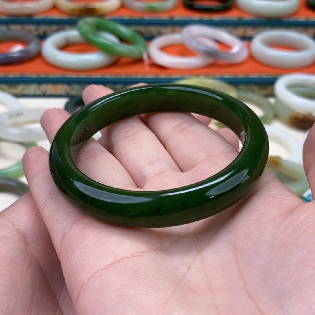 和田玉手镯未镶嵌【**】