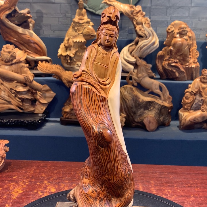 柏木（崖柏）根雕摆件