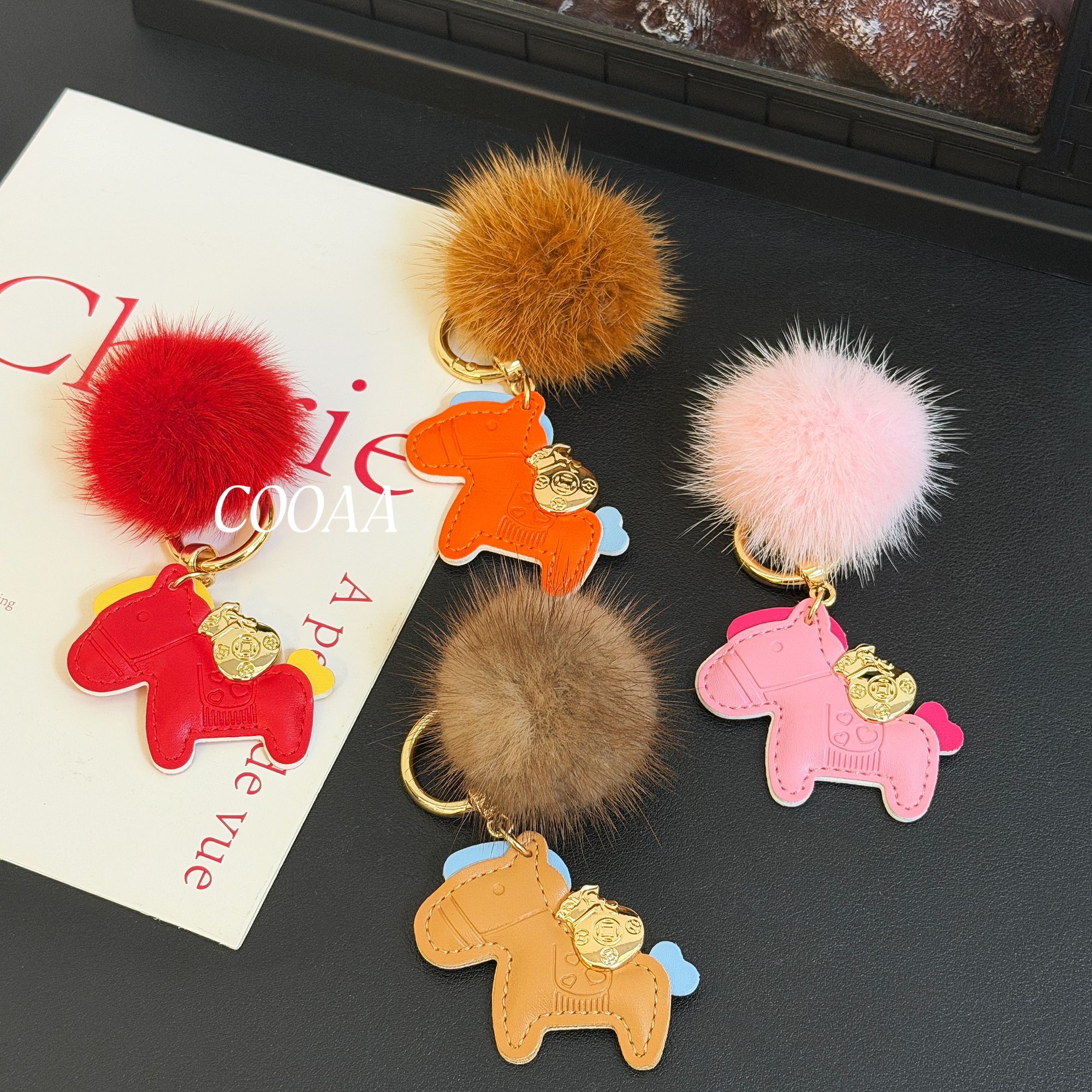 COOAA马上有钱水貂毛挂件合集苹果手机壳通用挂饰手机饰品