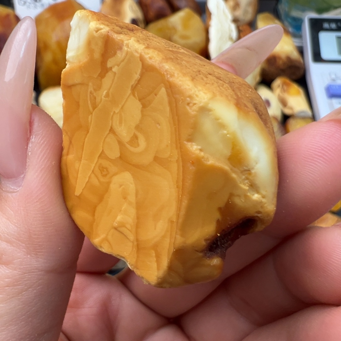 定制琥珀未镶嵌蜜蜡
