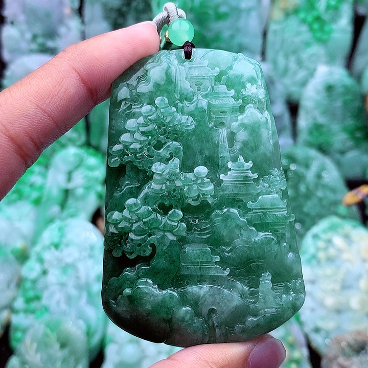 翡翠吊坠(不含链)未镶嵌