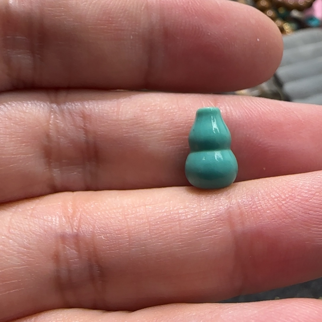 绿松石未镶嵌配饰