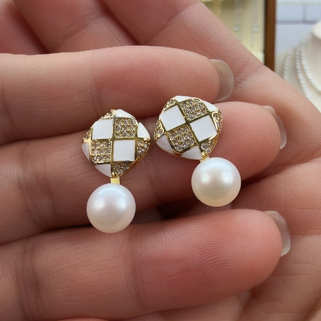 耳饰未镶嵌淡水珍珠