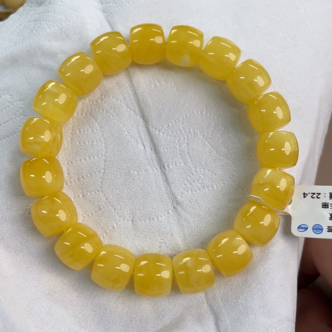 琥珀裸石未镶嵌020000000000