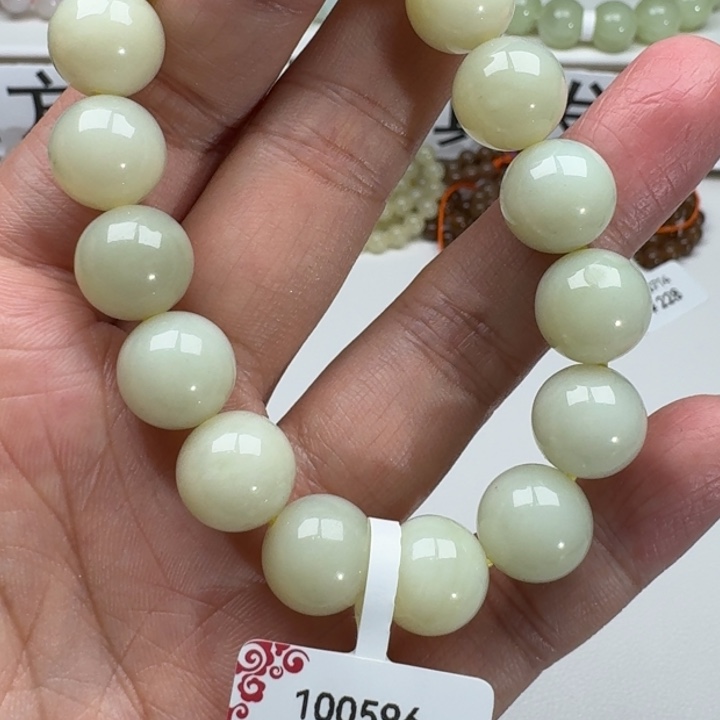 和田玉手串未镶嵌23