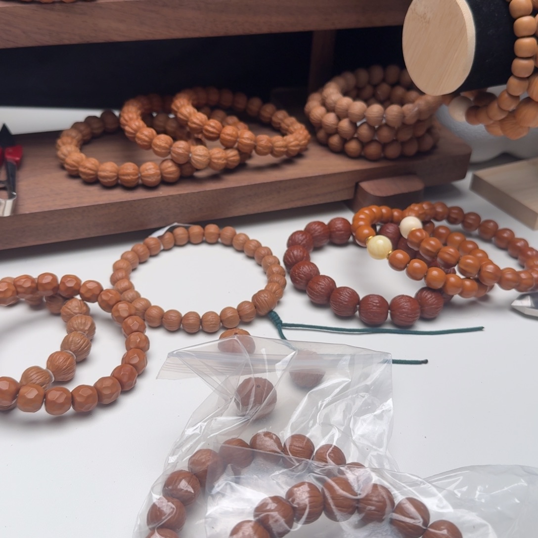 上***_吊坠猴头核桃1南瓜精卡精打底一条