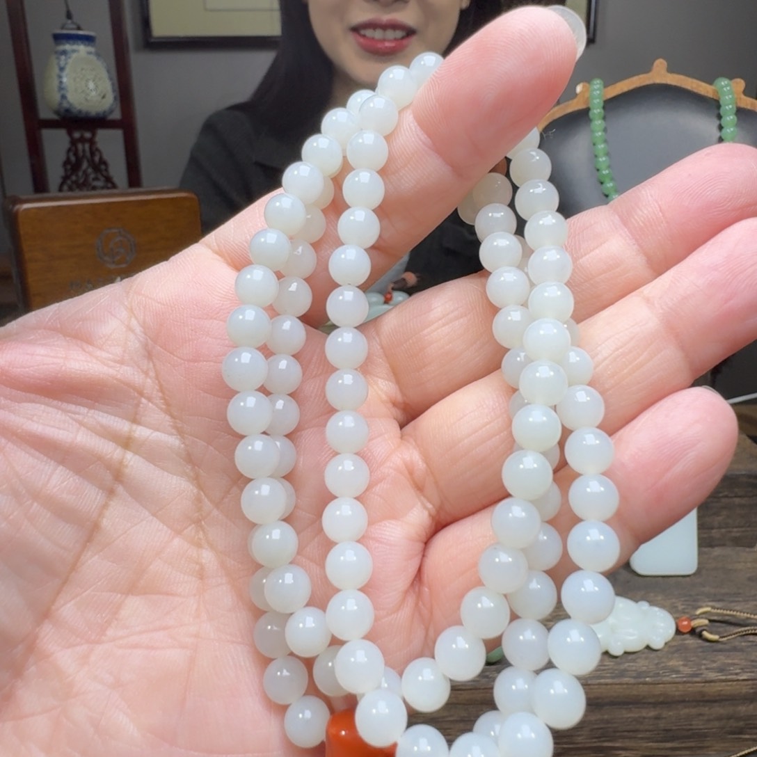 和田玉颈饰未镶嵌