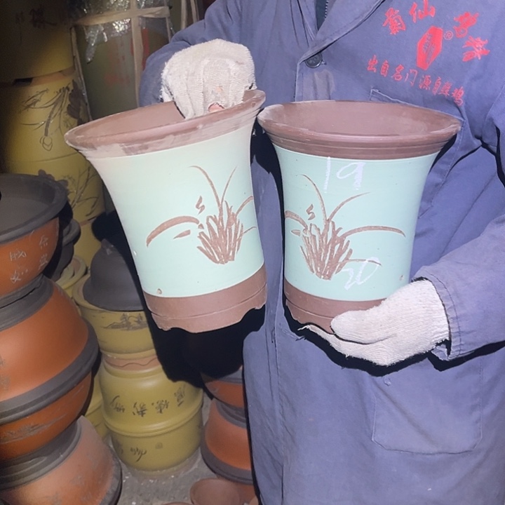 紫砂花盆紫砂花盆和小