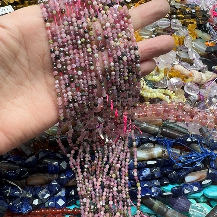 玛瑙/玉髓未镶嵌珠宝半成品一条3mm切面碧玺