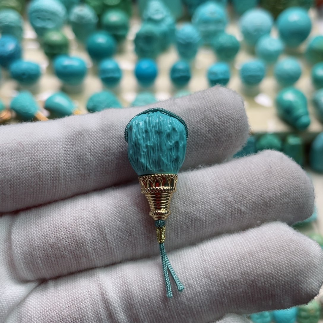 绿松石珠宝奇石18K金镶嵌