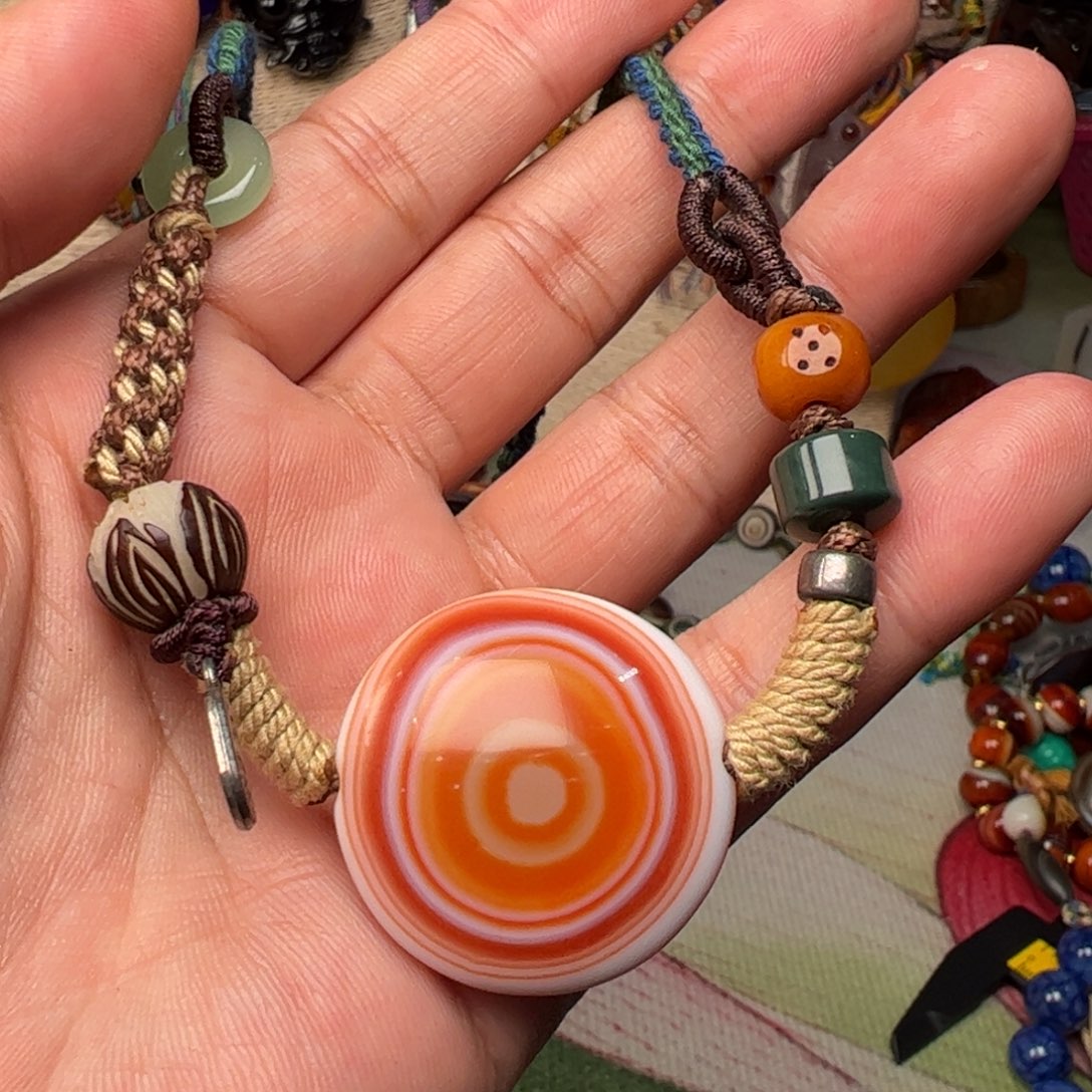 玛瑙/玉髓颈饰未镶嵌