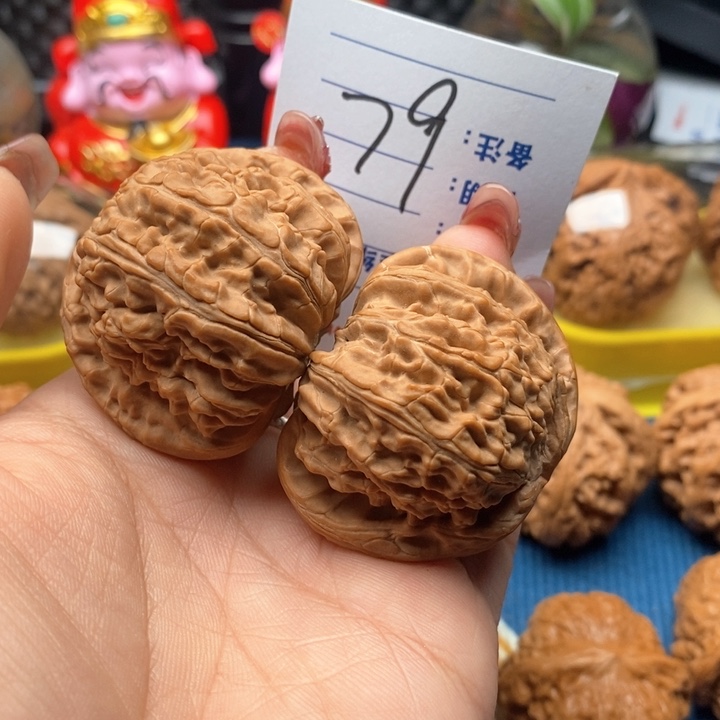 文玩核桃把件79号46球白狮子头