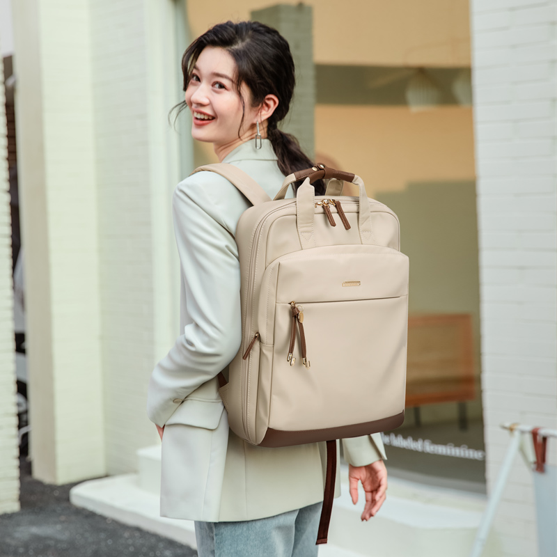 GOLF双肩包女2025新款潮帆布大容量休闲通勤背包初高中大学生书包