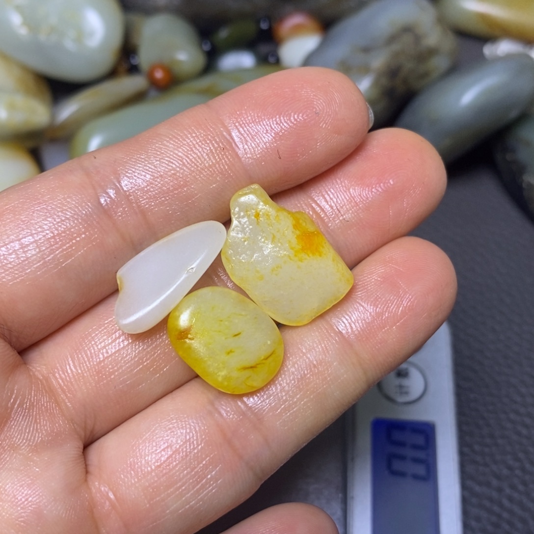 未镶嵌和田玉挂件