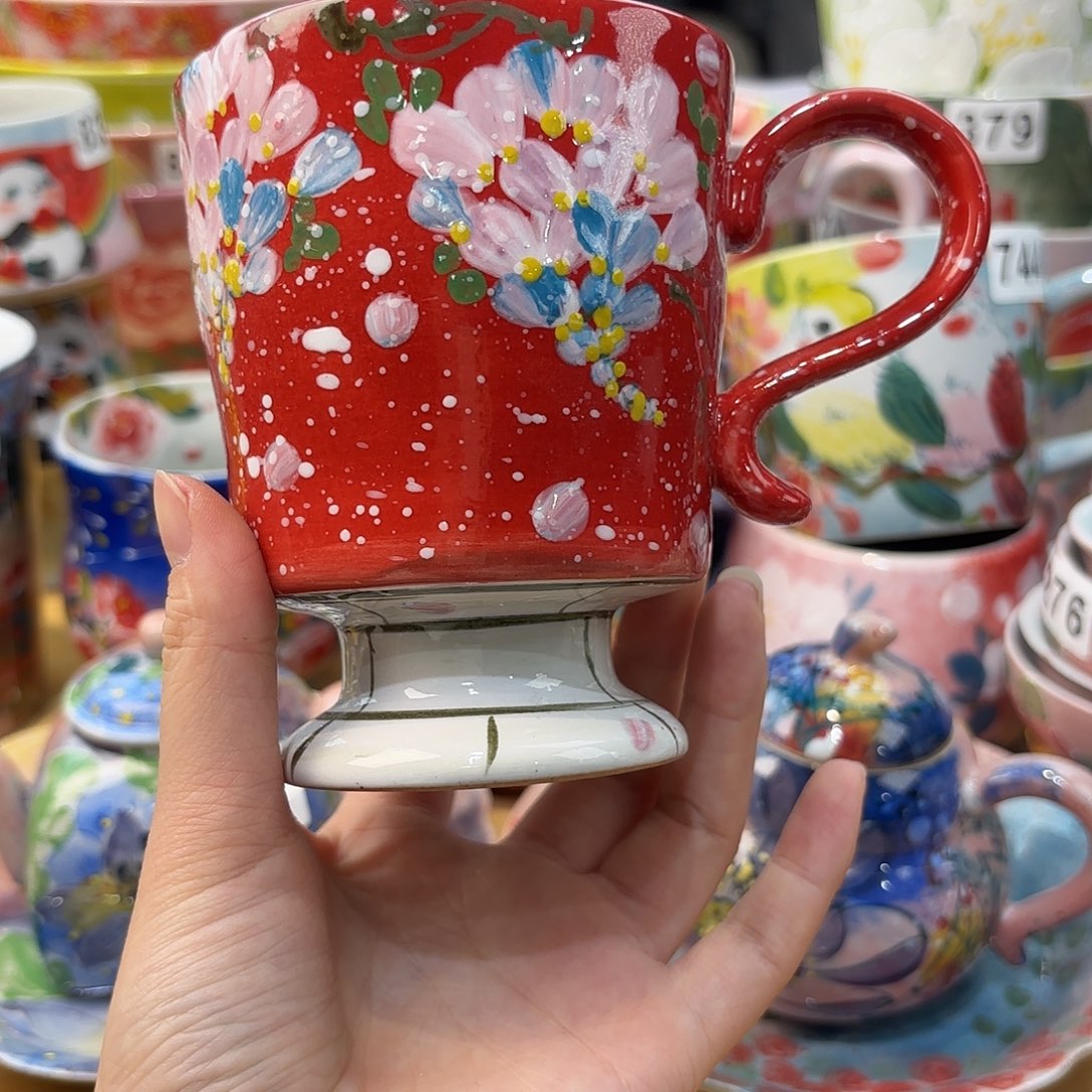 瓷片兔兔盖茨。兔兔好