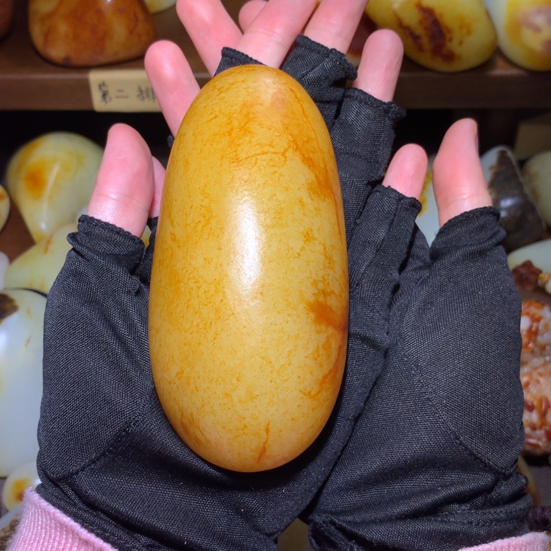 皮***哥和田玉未镶嵌颈饰