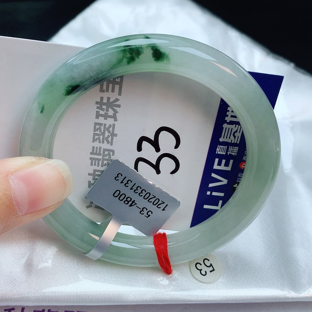 翡翠手镯未镶嵌缅甸天然A货翡翠手镯