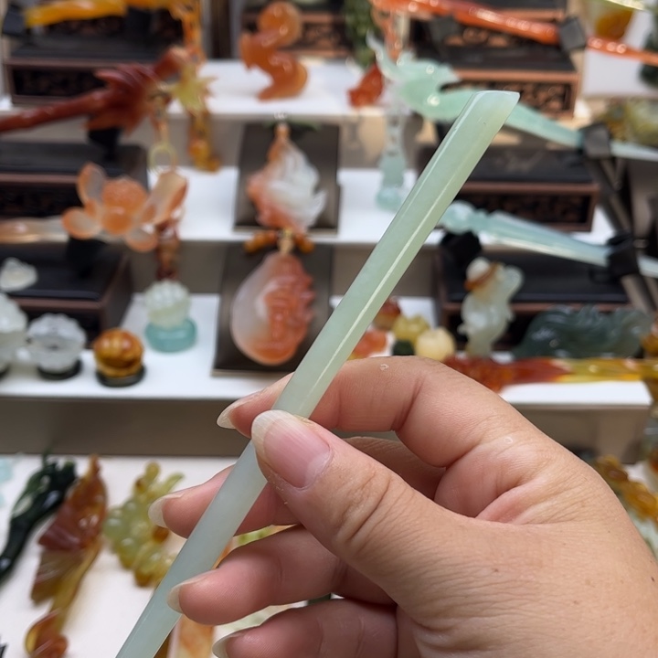 蛇纹石玉未镶嵌岫玉发簪