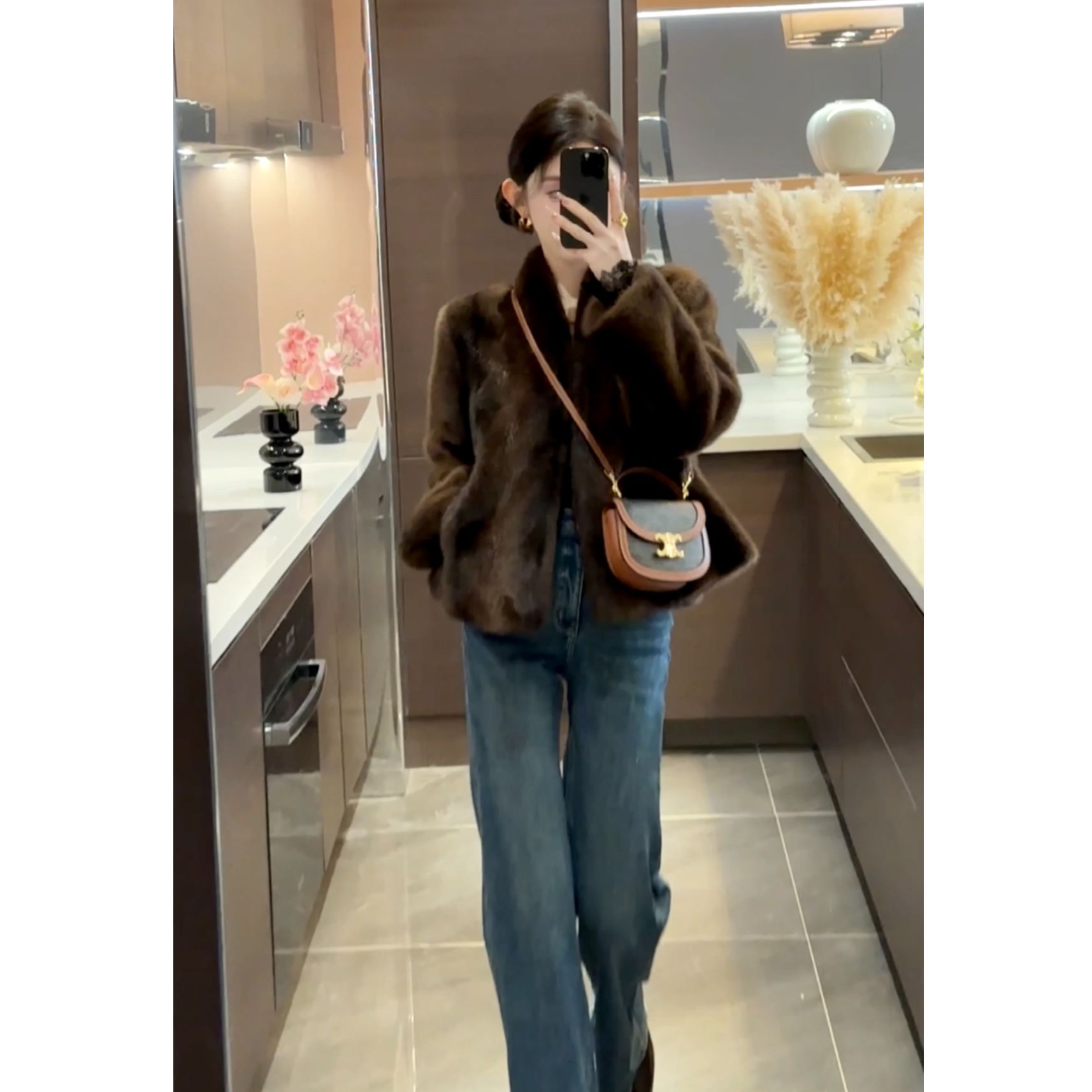 初·Chu●【老钱风】时尚气质高级皮绒一体显瘦保暖外套JJD4WT8956