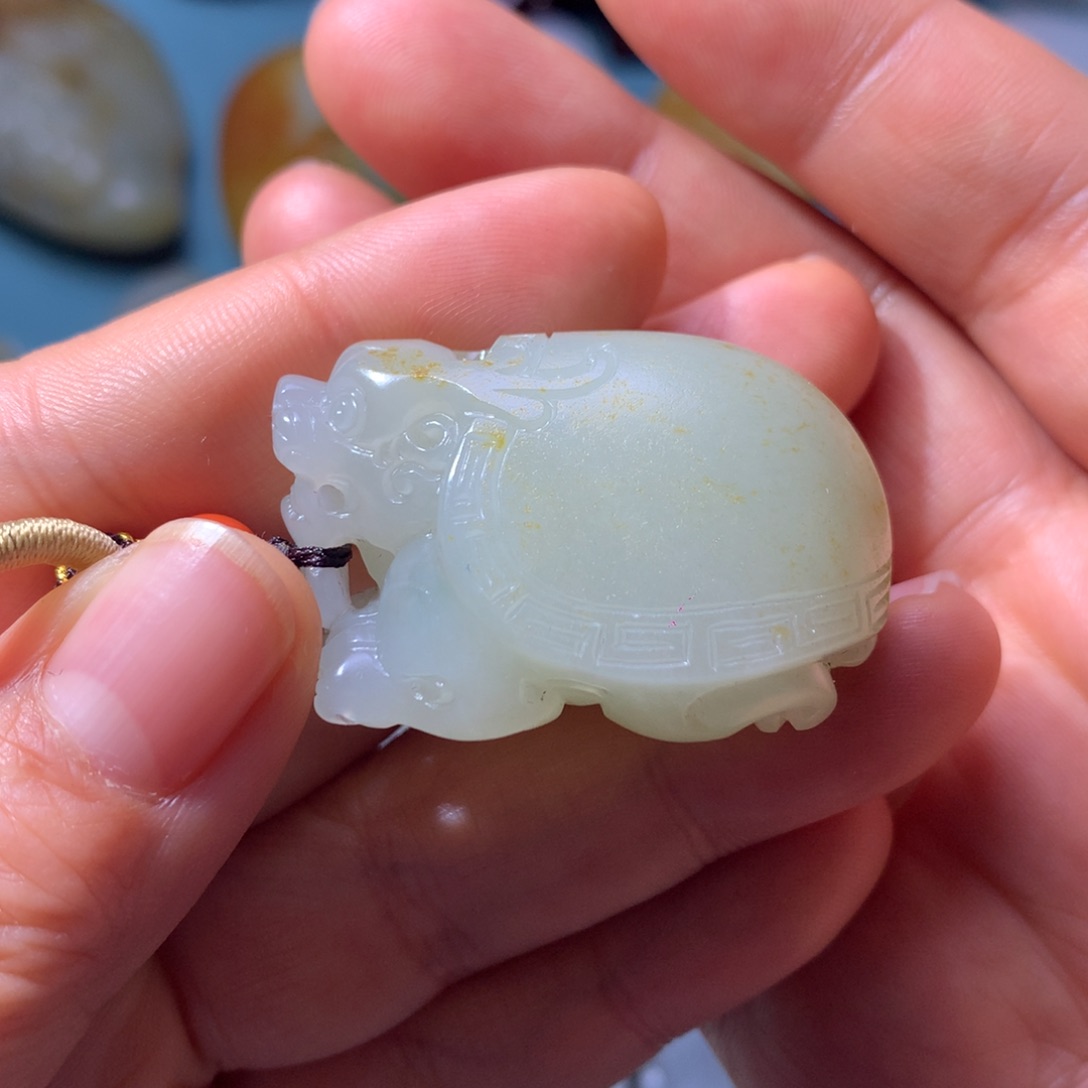 和田玉挂件未镶嵌俗**雅