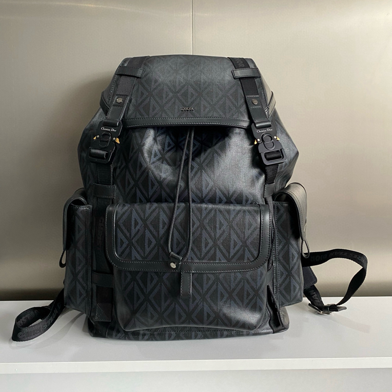 99新 DIOR/迪奥 Diamond系列三角棱格花纹双扣双肩包大号hws202