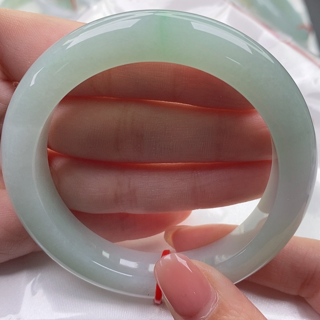 翡翠未镶嵌手镯（圆镯）缅甸天然A货翡翠 57 推荐