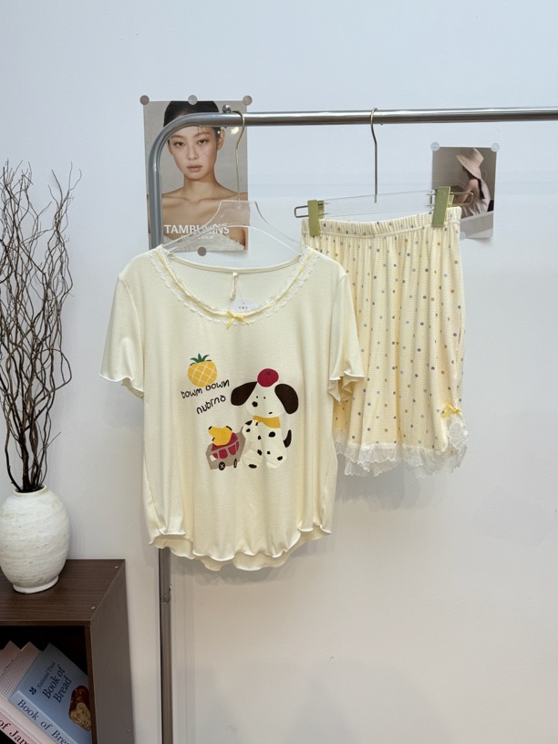 芝士黄菠萝狗~短袖带胸垫女士夏家居服套装~H90