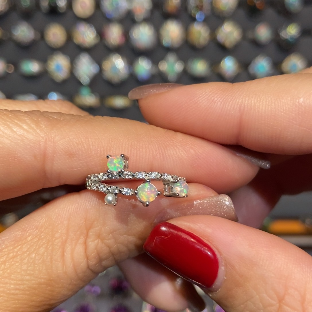 欧泊欧泊戒指银S925镶嵌