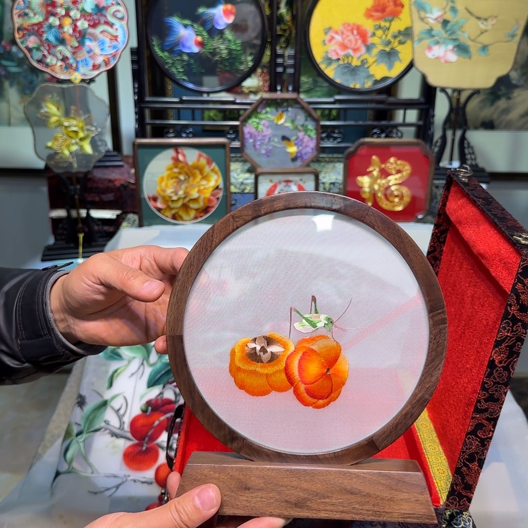 刺绣刺绣工艺精湛