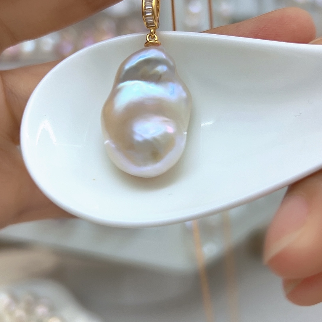 爱***淡水珍珠颈饰未镶嵌