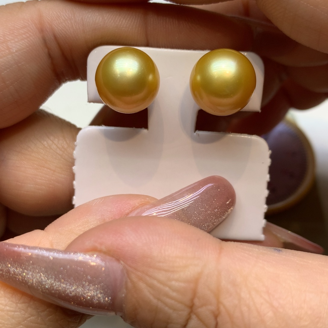 18K金镶嵌耳饰海水珍珠