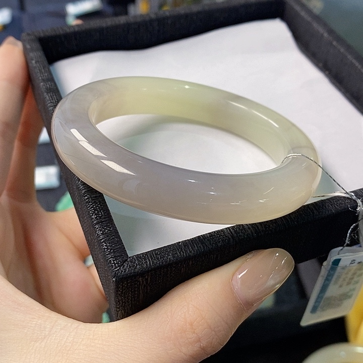 和田玉未镶嵌手镯和田烟紫手镯