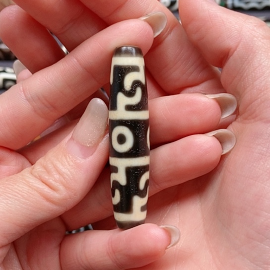 玛瑙/玉髓颈饰未镶嵌王*?