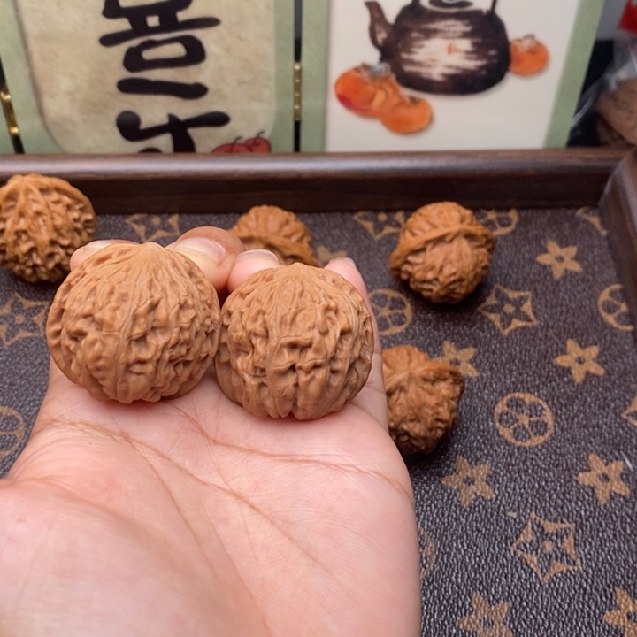 文玩核桃吊坠石子磨