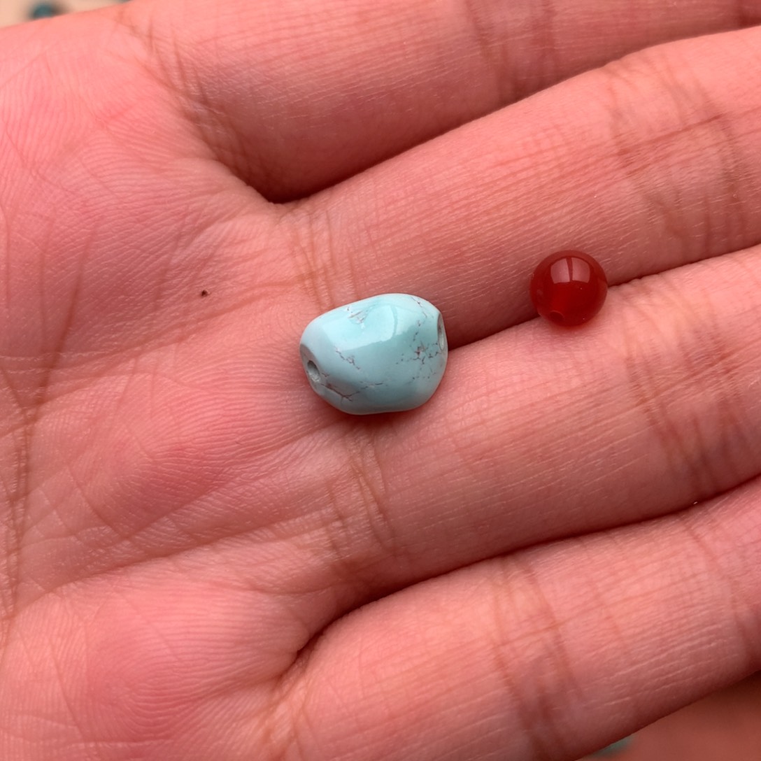 南红玛瑙配饰未镶嵌