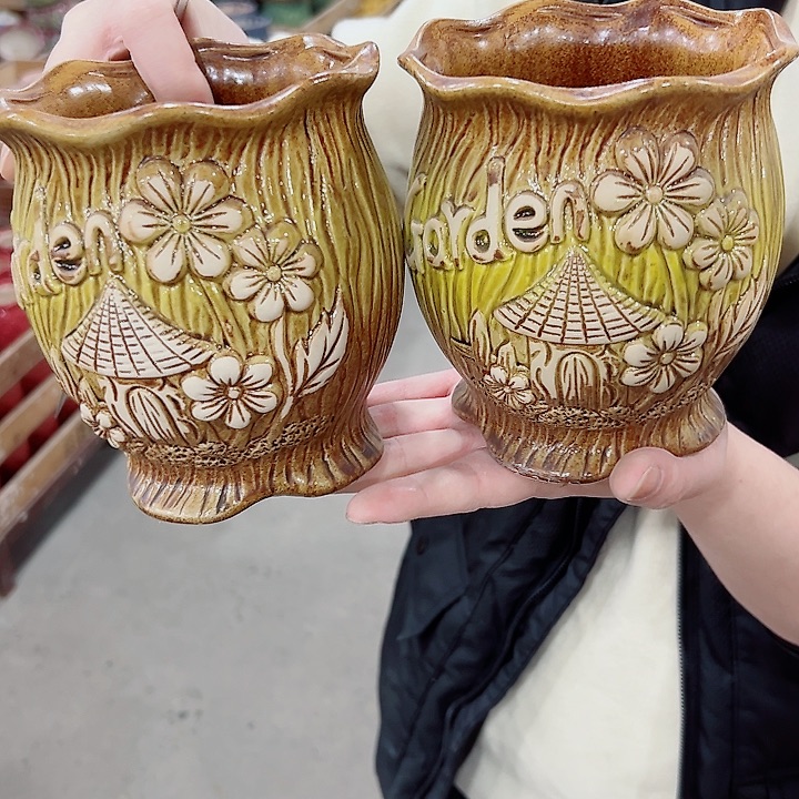 有孔.凑满10元发货多肉陶瓷花盆！