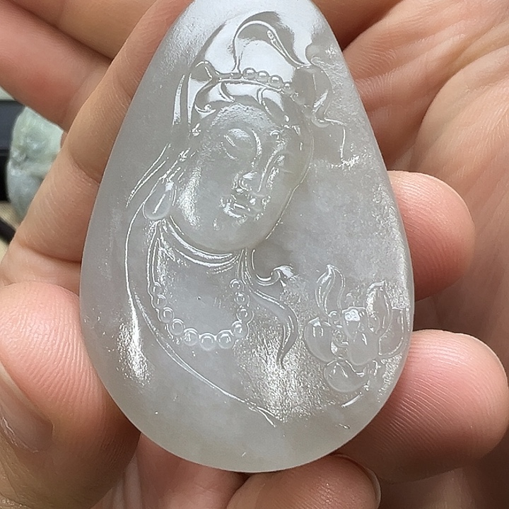 和田玉吊坠未镶嵌