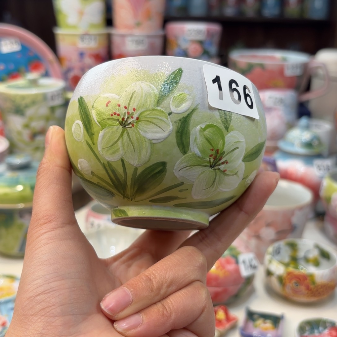 瓷片兔兔好de o o o o o o o o