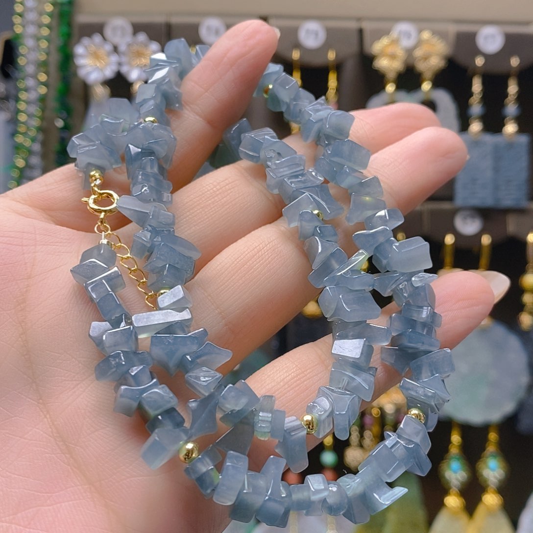 未镶嵌翡翠耳饰翡翠