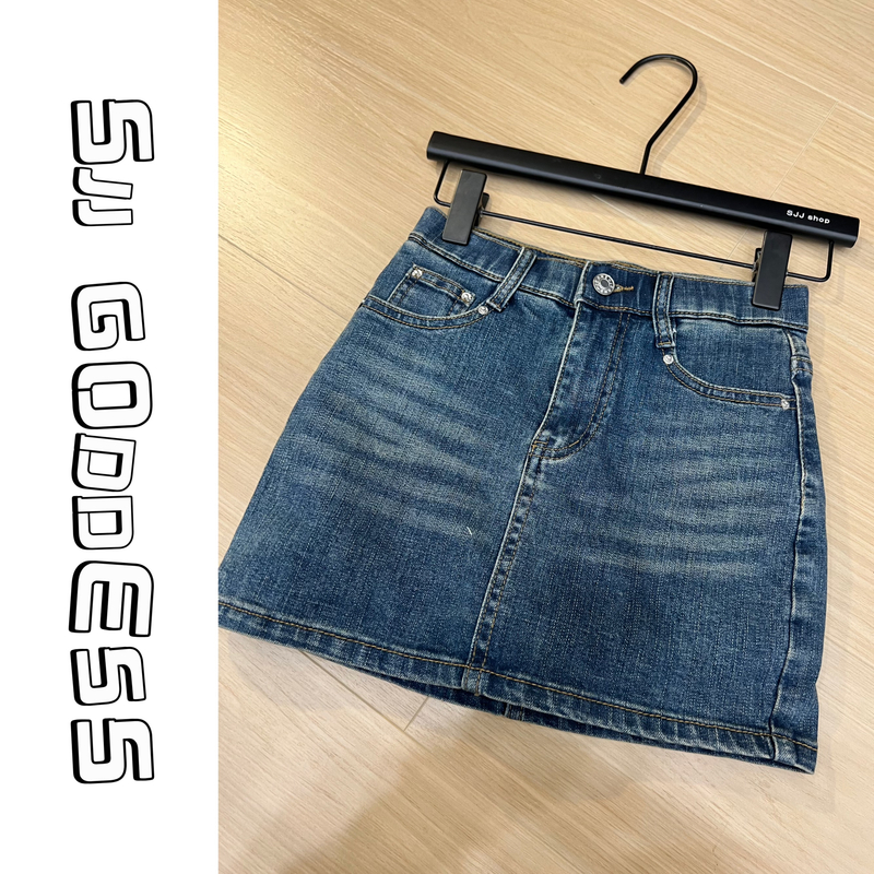 【娇娇私服定制】新款高腰A字丰胯牛仔半身裙（有安全短裤）62806#