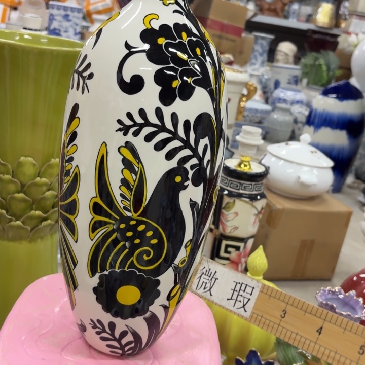 微瑕青花瓷器值得购买