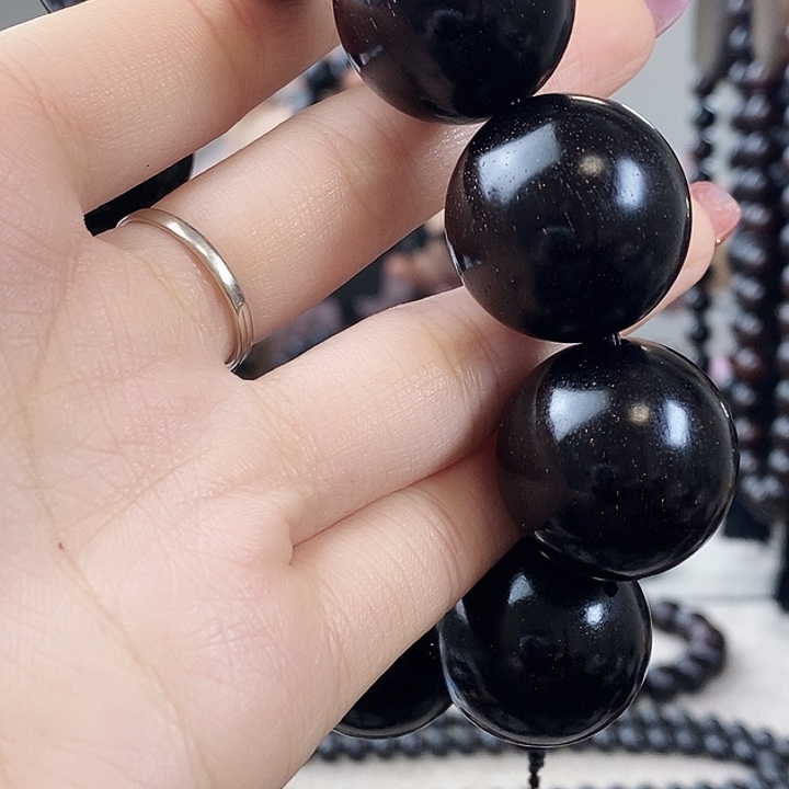 甄***商檀香紫檀（小叶紫檀）