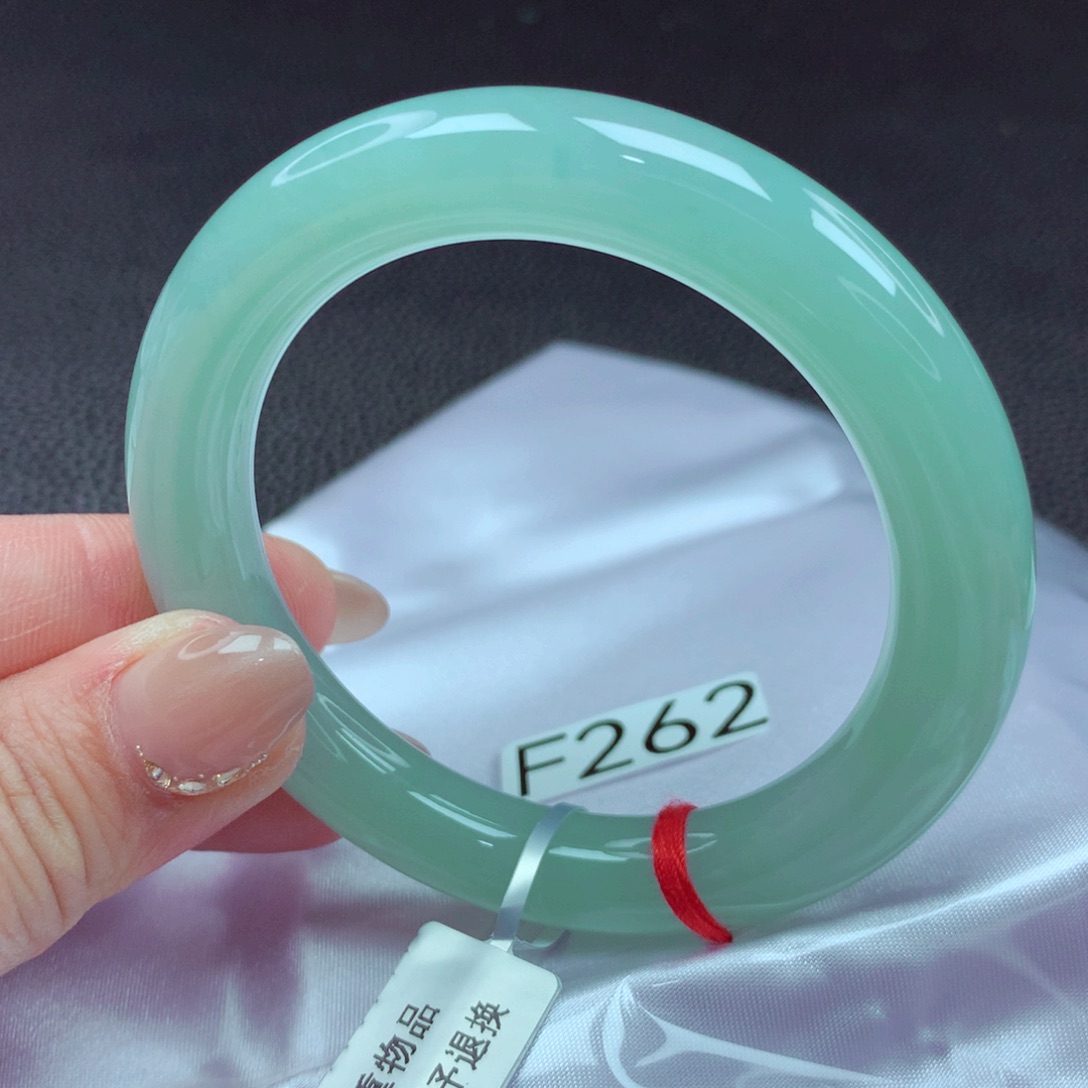 翡翠手镯未镶嵌手镯88