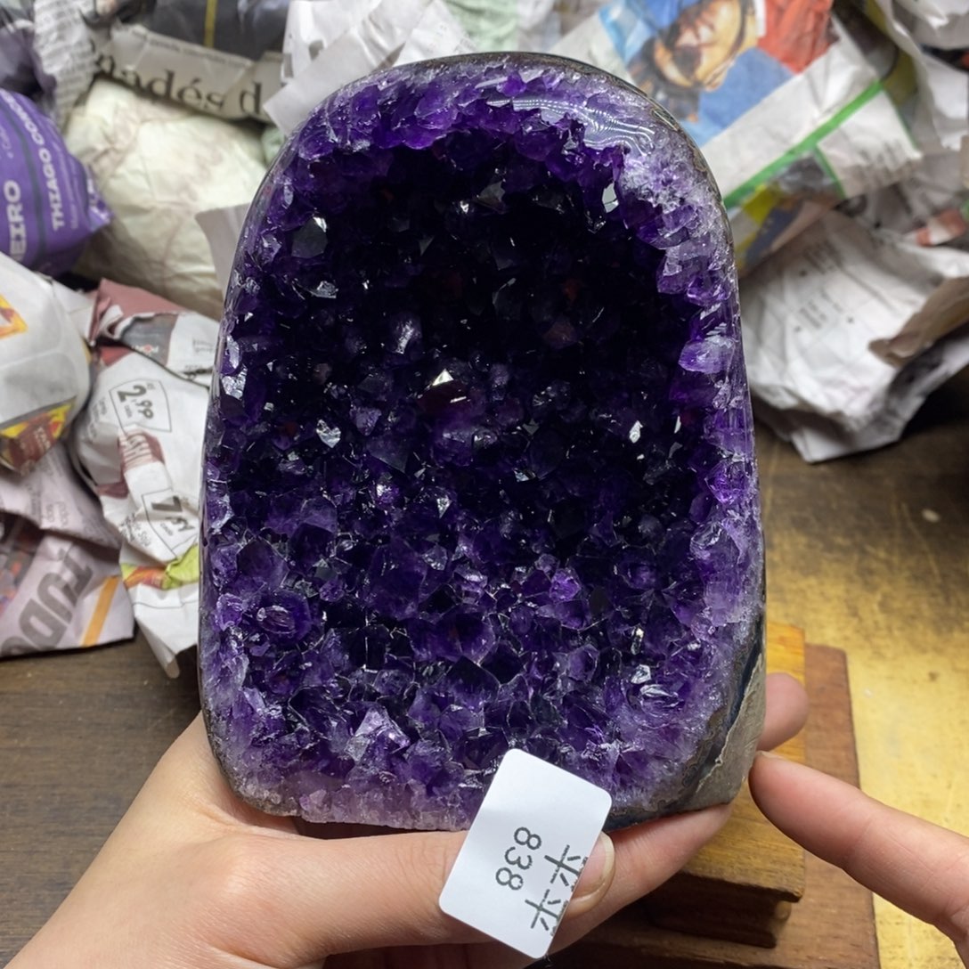 紫晶乌拉圭未镶嵌