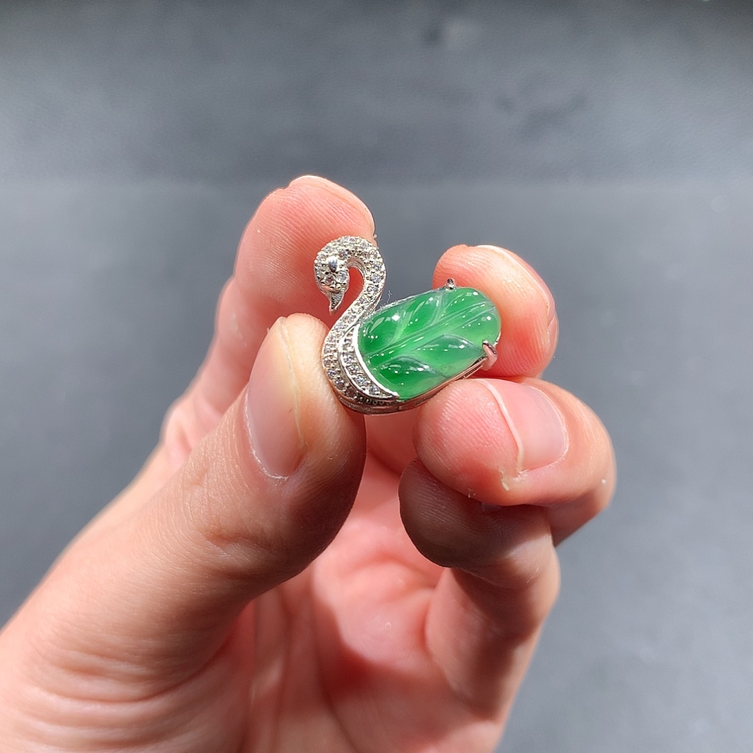 未镶嵌戒指翡翠翡翠