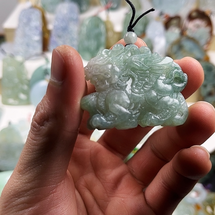 定制翡翠未镶嵌翡翠