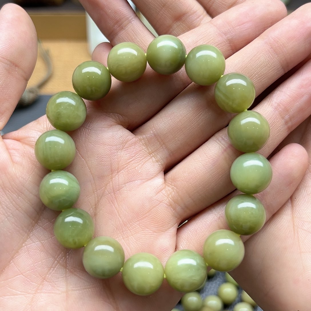 手链未镶嵌和田玉