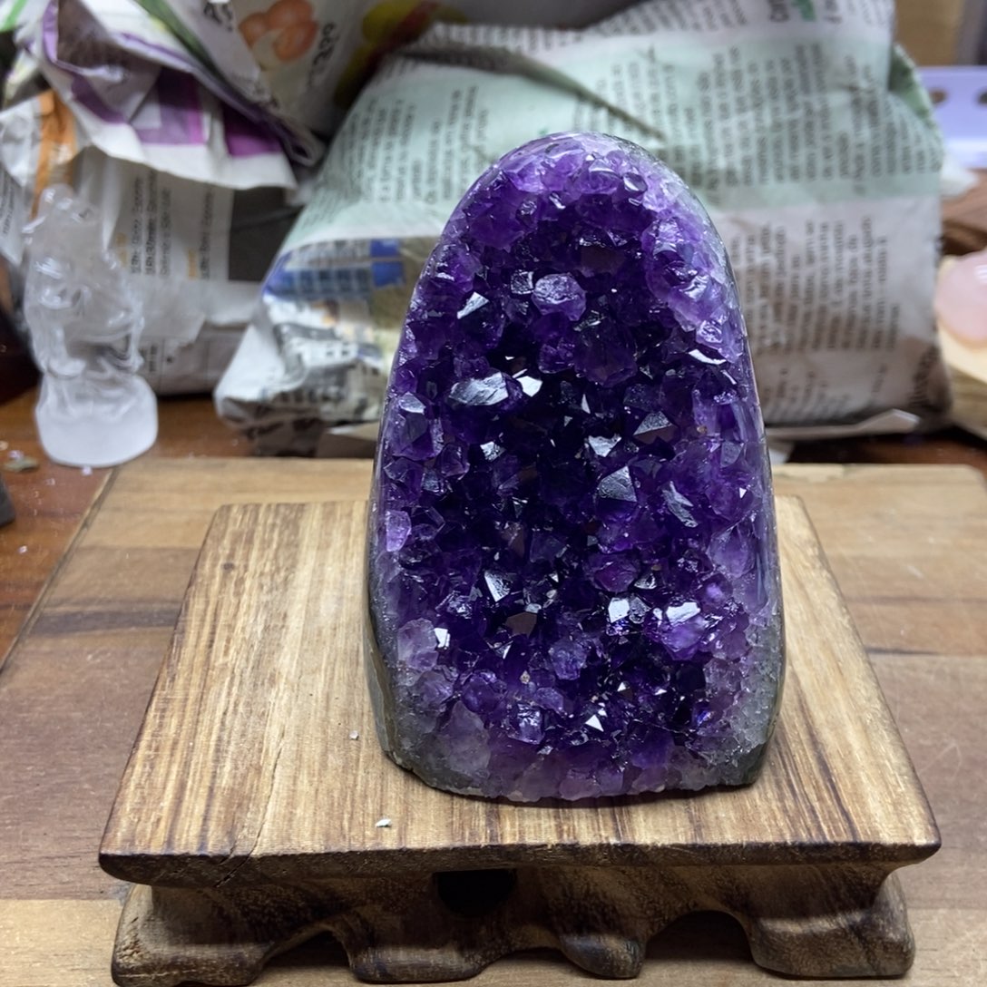 紫晶天然水晶摆件未镶嵌