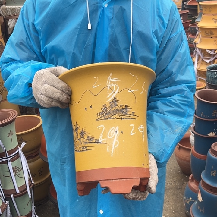 紫砂紫砂花盆和小