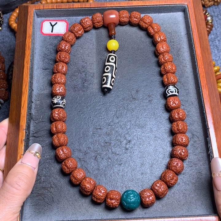 金刚菩提吊坠菩提